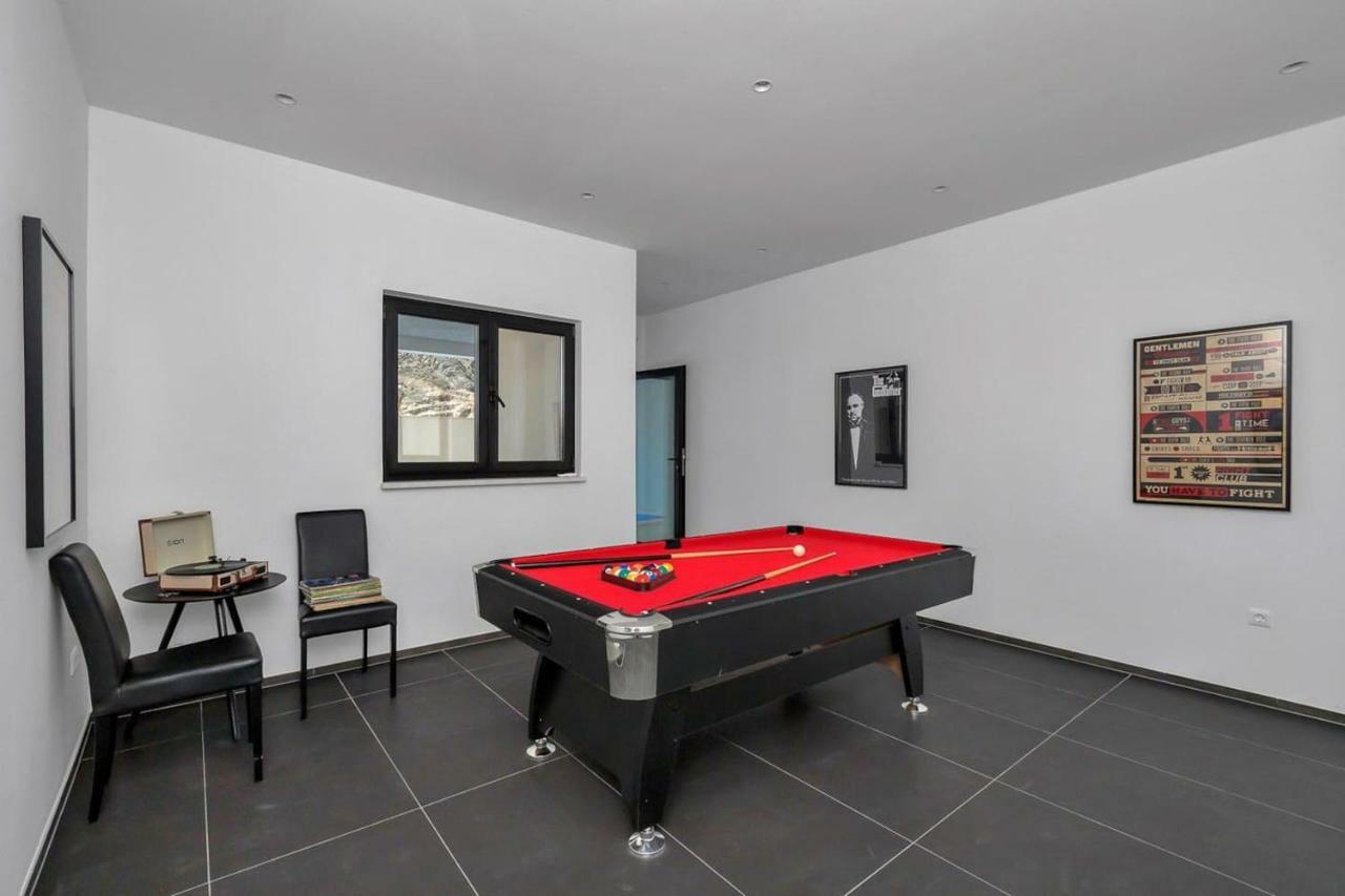Holiday Home E Bast Bagian luar foto